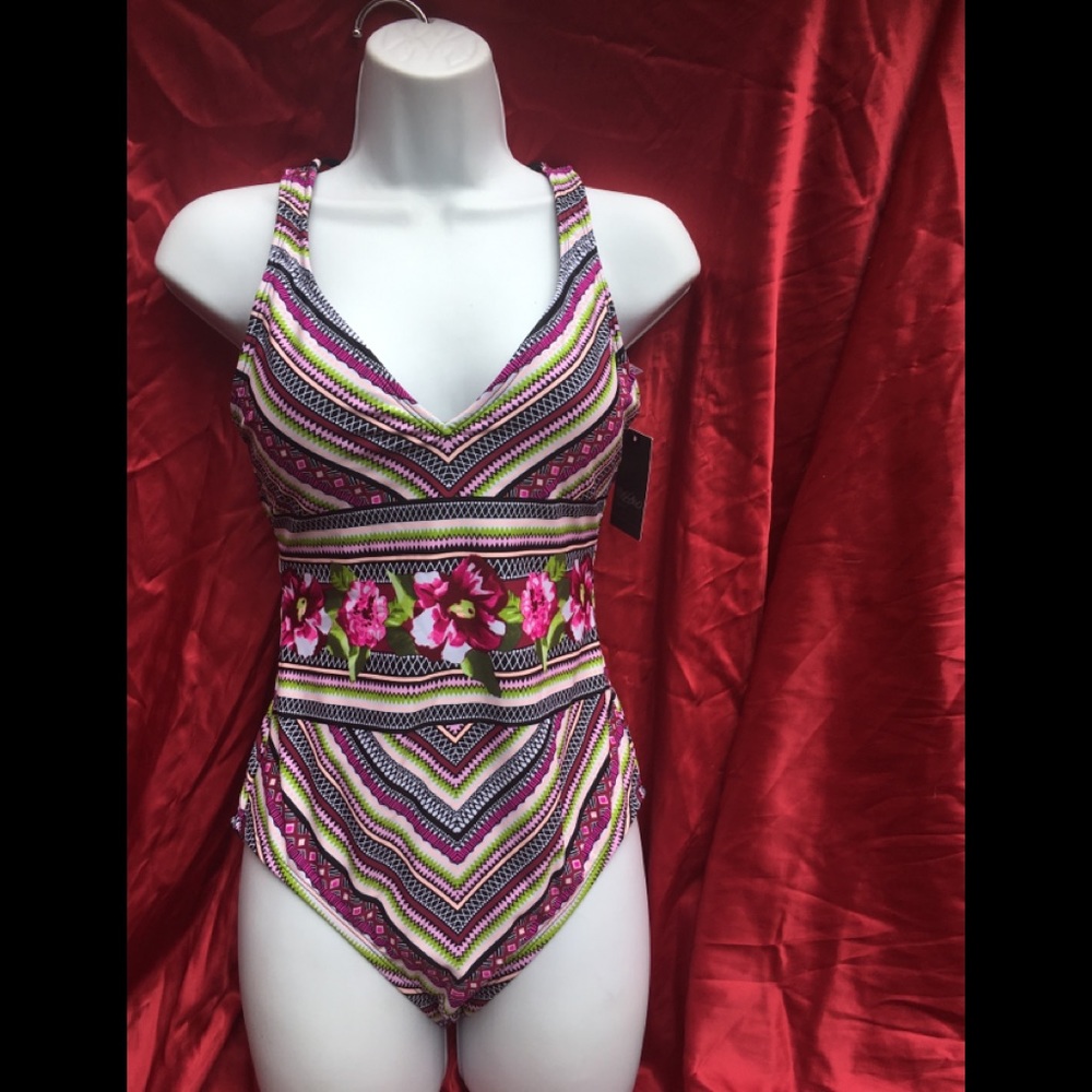 Mossimo one piece swimsuit Multiple Sizes - Picture 1 of 4